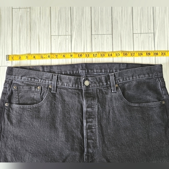 Levi's 501 Original Fit Jean in All Nighter Black Men's Size 40 x 30 - Picture 6 of 13